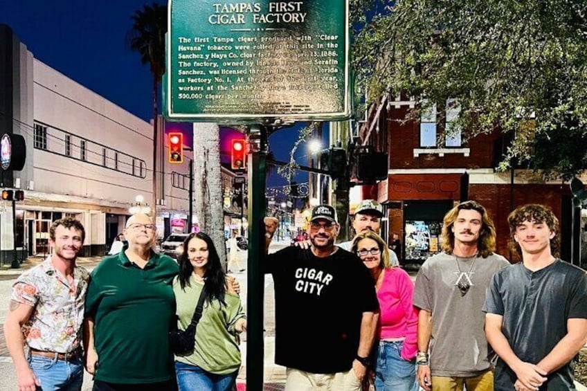 Tampa's Cigar Bus Tour