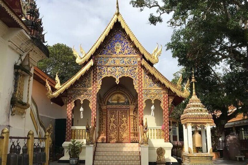 Doi Suthep temple is considered a must-visit for anyone who truly wants to experience Chiang Mai.