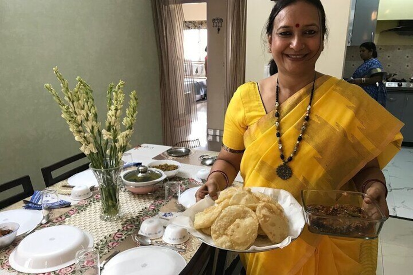 Authentic Bengali Cooking Class in a Local Kolkata Home