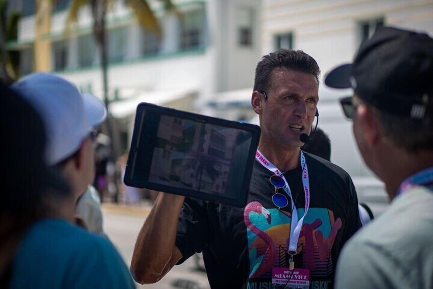 Infamous Crime & Scandals Walking Tour in Miami Beach (Private)