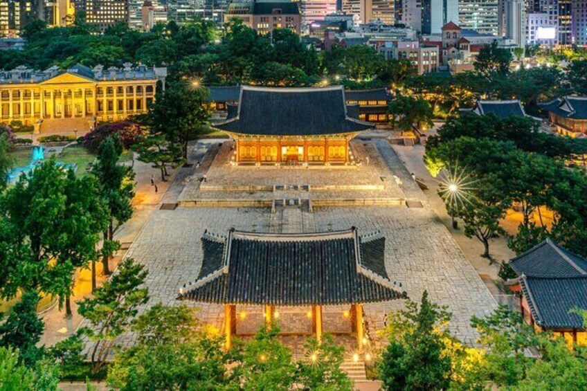 Seoul: Palace and Colonial History with Fortress Trekking Tour