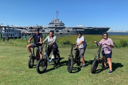 Tour in bici elettrica del porto di Charleston e del porto turistico