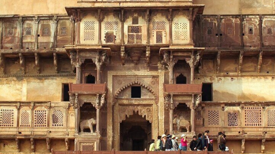 Beautiful view of Jahangir Mahal in Orchha.