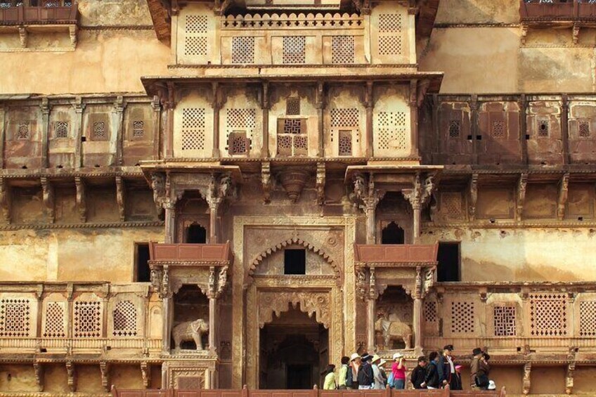 Beautiful view of Jahangir Mahal in Orchha.