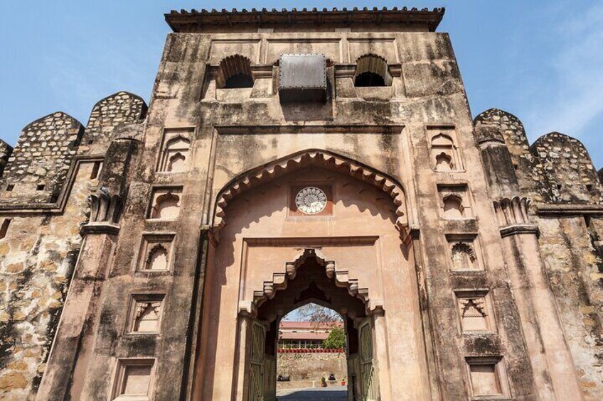 Facade of Jhansi fort in Jhansi City.