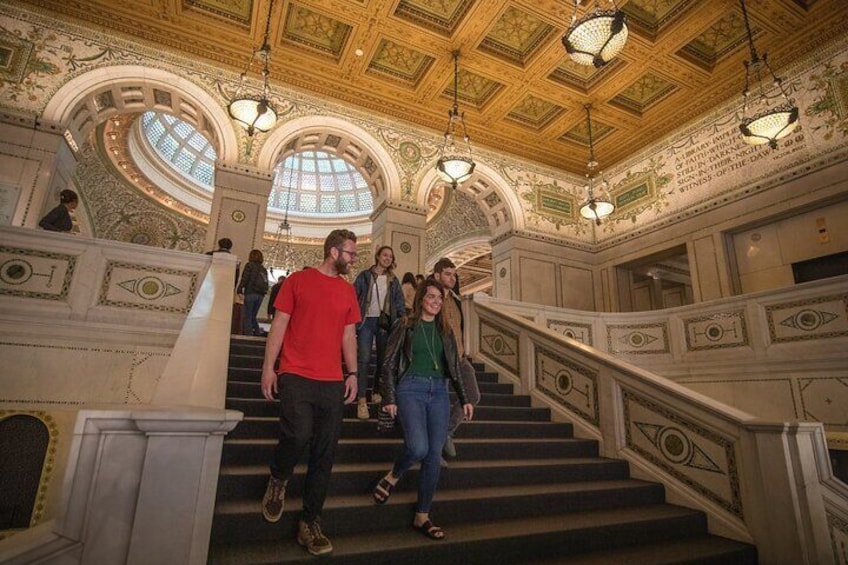 Chicago Architecture & Highlights with Local Treat - Small Group Walking Tour