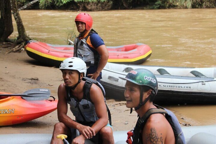 8 Hours Chiang Mai Rafting in Mae Taeng River with Thai Buffet