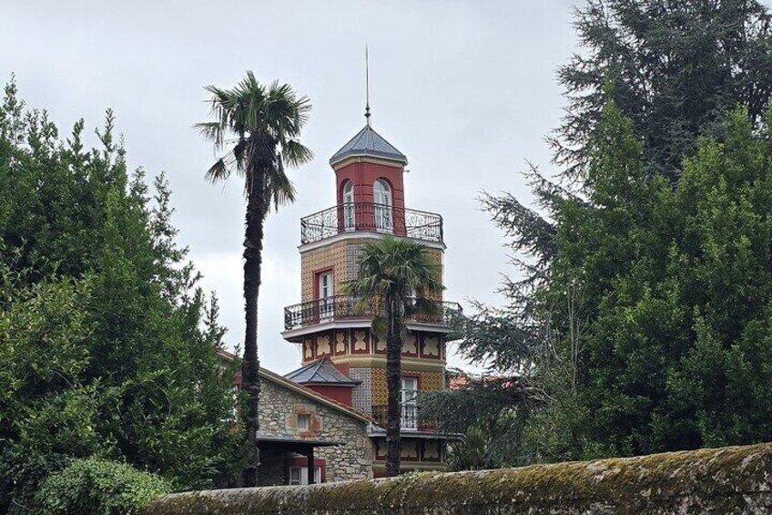 Private Guided Walking Tour in Liérganes