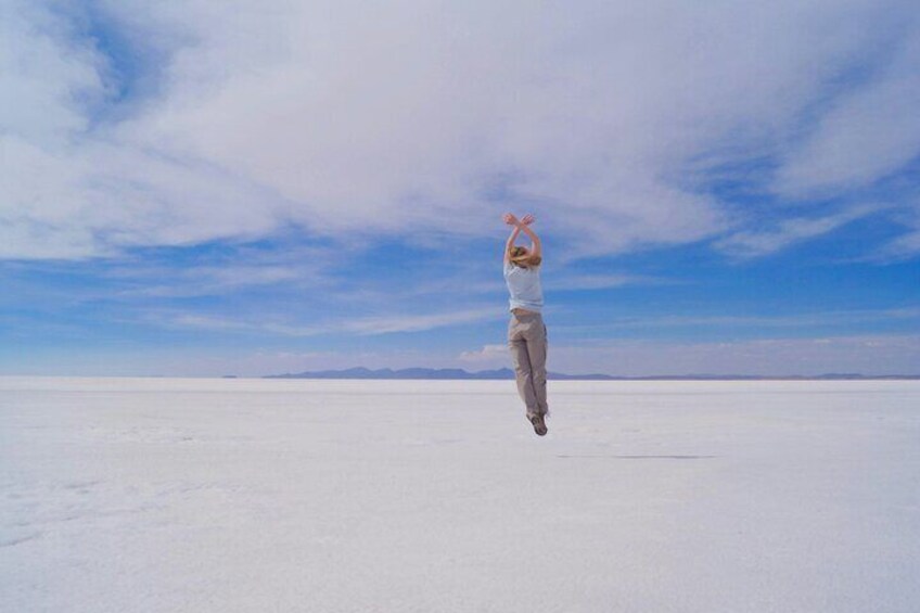 Private Tour Salar de Uyuni from La Paz to Atacama Chile by Plane