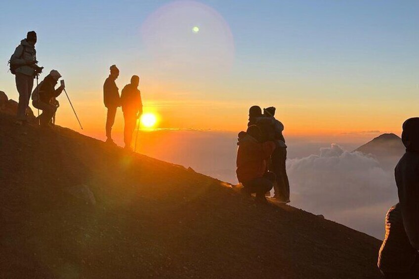 2-Day Hiking to Acatenango Volcano with guide from Antigua