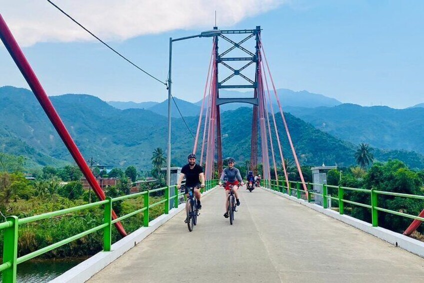 A picturesque countryside bridge