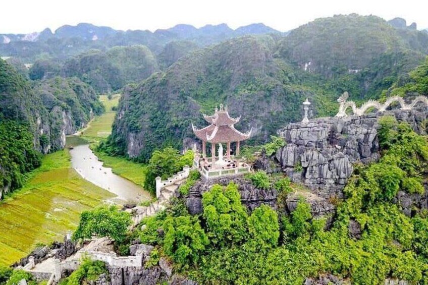 5 Days in North Vietnam Explore the beauty of Ninh Binh, Halong