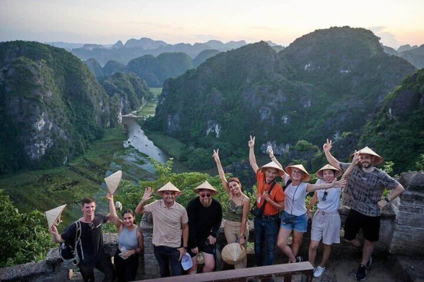 5 Days in North Vietnam Explore the beauty of Ninh Binh, Halong