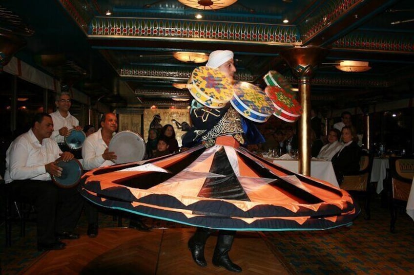 Cairo Nile Dinner Cruise with Entertainment Shows Include Pickup