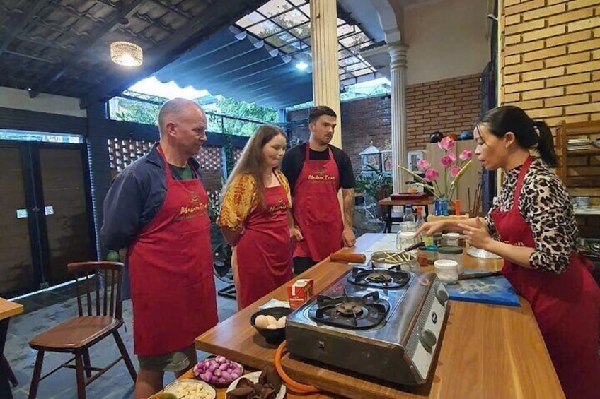 Vietnamese Cooking Class with Local Family in Hue