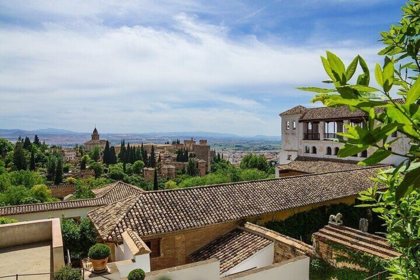 Private Walk of the Alhambra and Nasrid Palaces