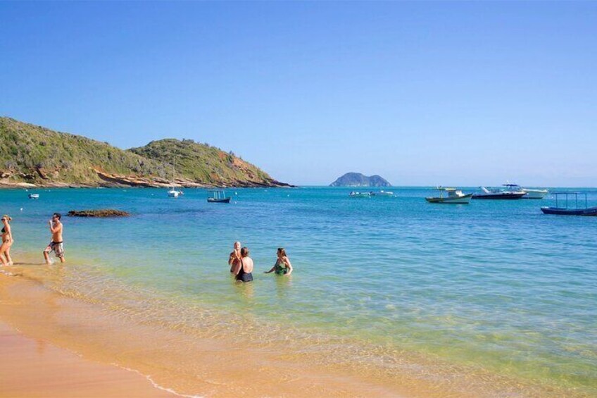 Discover Búzios: Guided Tour with Boat and Lunch