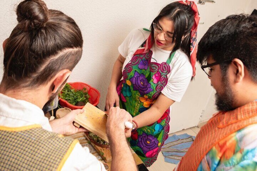 Class of Sauces and Tortillas in Mexico City