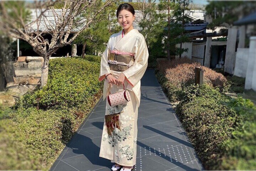 Kimono Rental Service near Kiyomizudera Temple