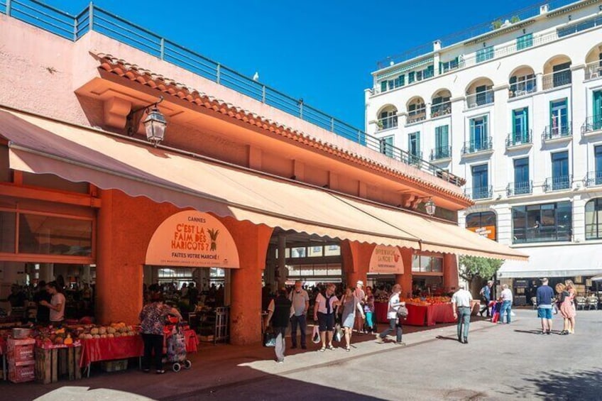 Private Walking Tour in Cannes