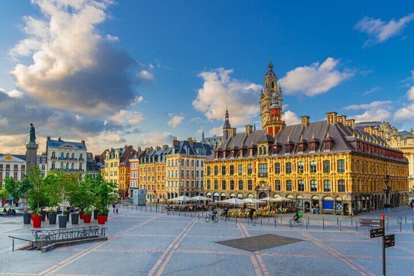 2-Hour Heritage Tour in Lille