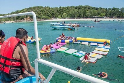 Koh Larn Island Ocean Adventure: Private Day Tour from Bangkok