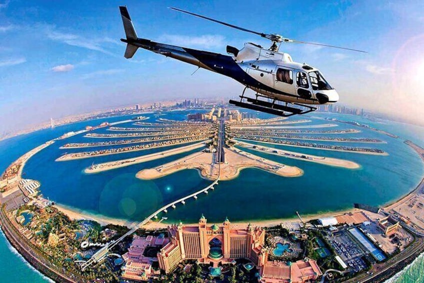 Dubai 12 Minutes Iconic Helicopter Tour