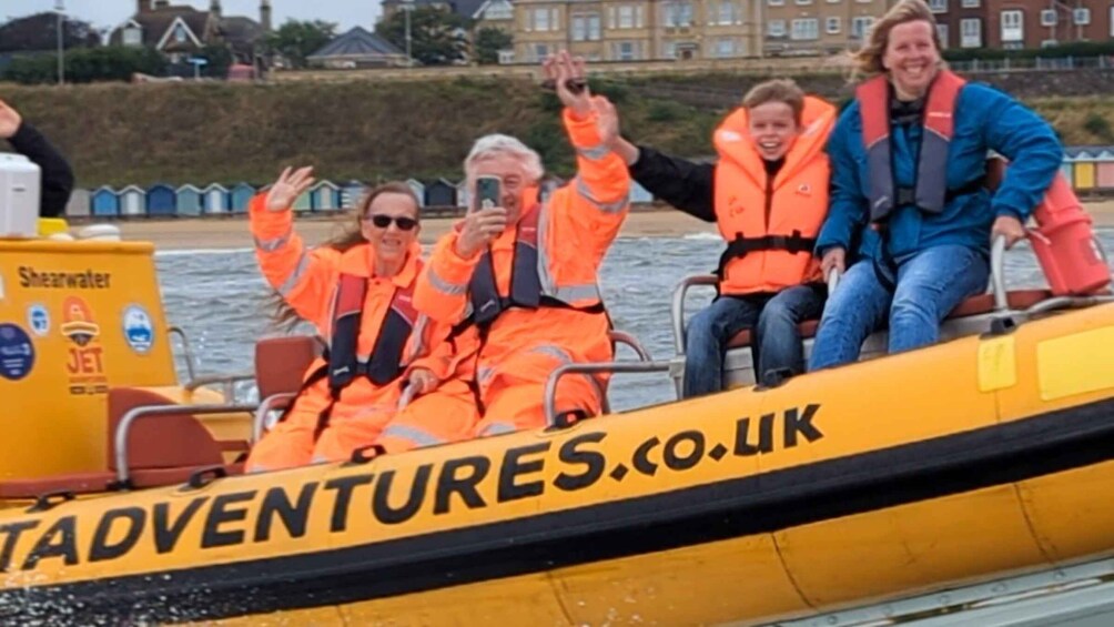 Picture 4 for Activity Scroby Sands: Seal Watching Trip