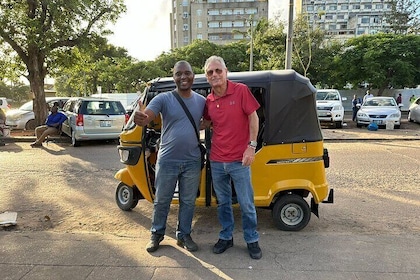 airport tuk-tuk transfer maputo