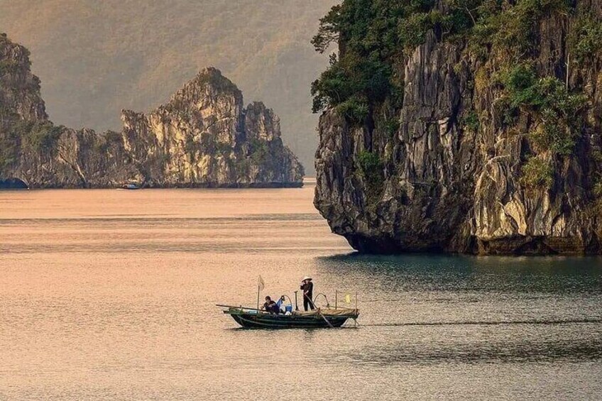 Uncover Northern Vietnam in 7 Days: Ninh Binh, Ha Long Bay & Sapa