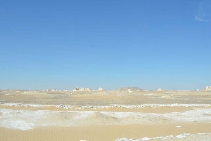 White Desert Adventure in 2 days from Cairo