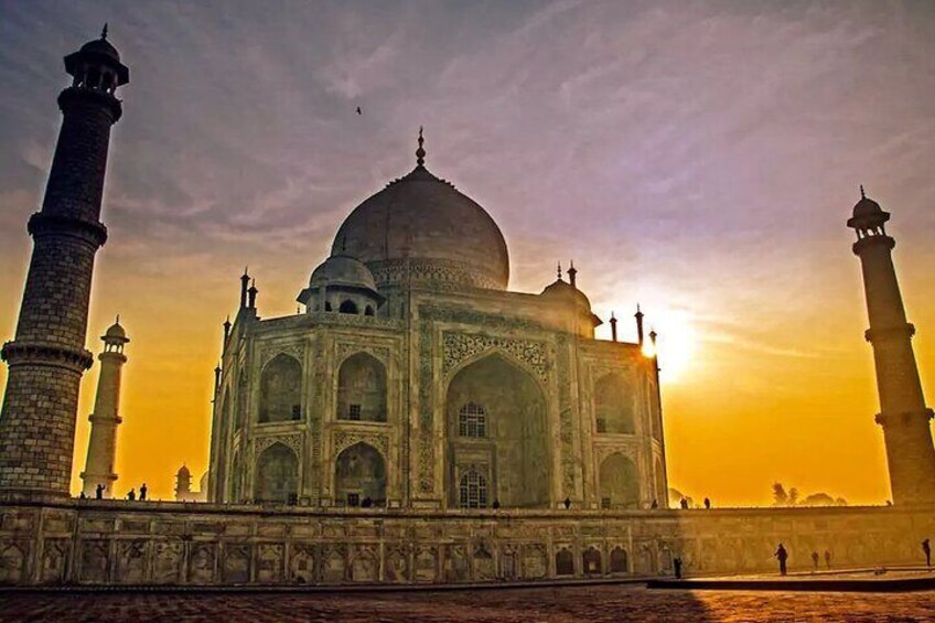 Taj Mahal Tour