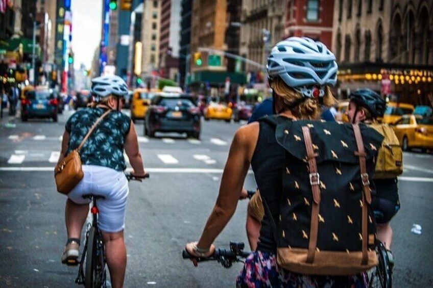 Brooklyn Bike Tour with Local Guide