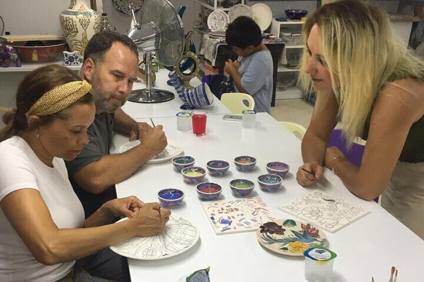 2 Hours Pottery and Ceramic Painting Workshop in Istanbul