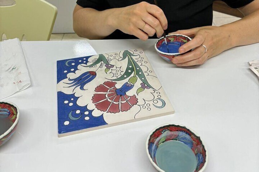 2 Hours Pottery and Ceramic Painting Workshop in Istanbul