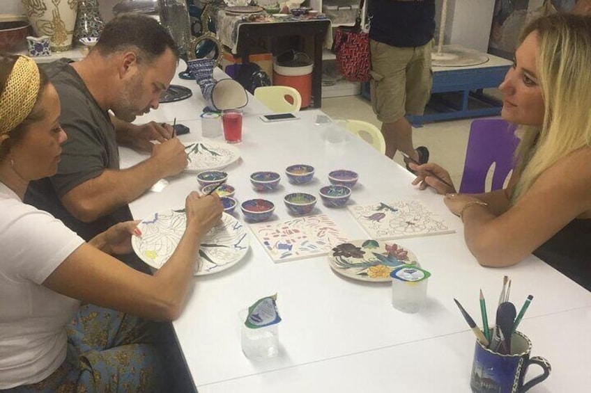 2 Hours Pottery and Ceramic Painting Workshop in Istanbul