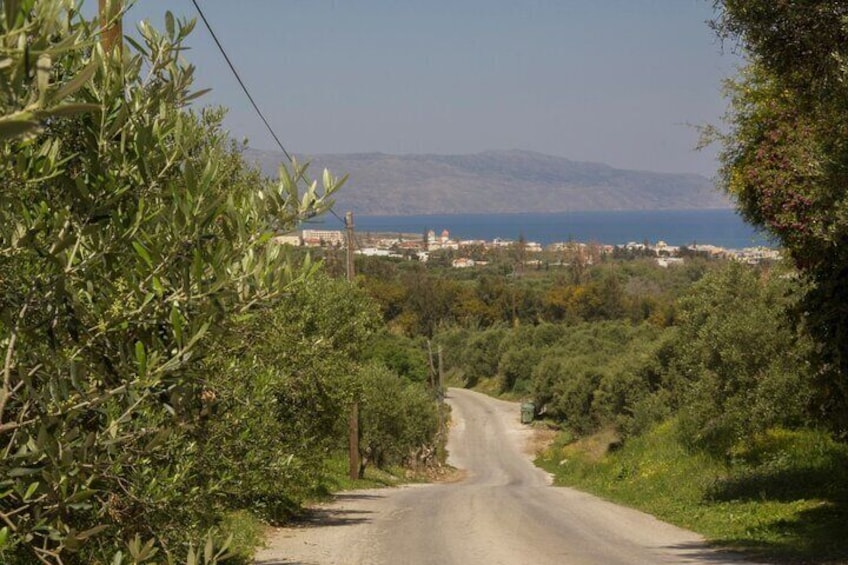 Admire the Beauty of Cretan Architecture!