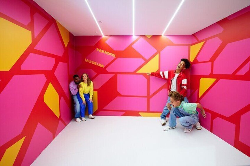 Ames room