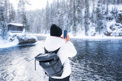 Tour privado al Parque Nacional Oulanka con guía fotográfico