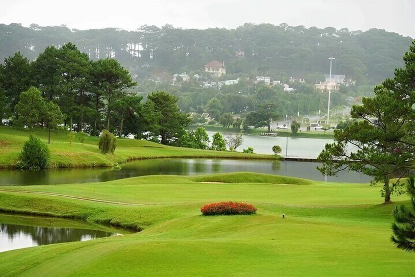 3 Days 2 Nights Private Golf Tour in Vietnam
