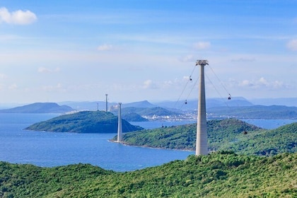 Cable Car and Snorkeling Tour with GoPro