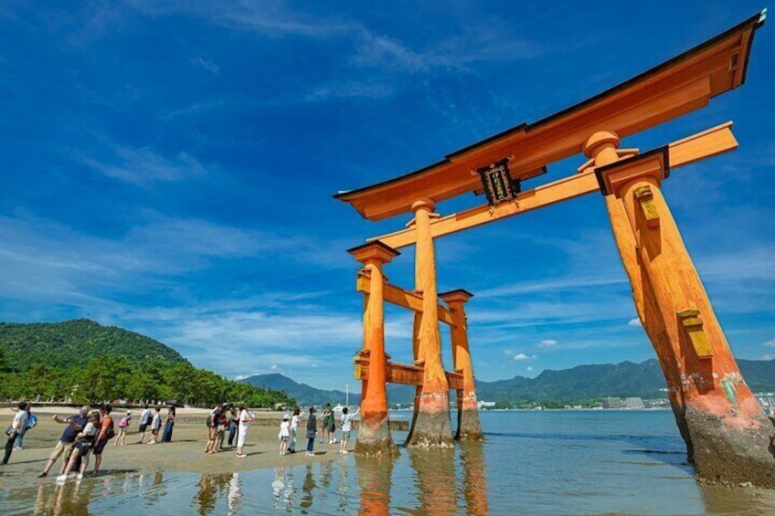 1-Day Miyajima Sightseeing Tour