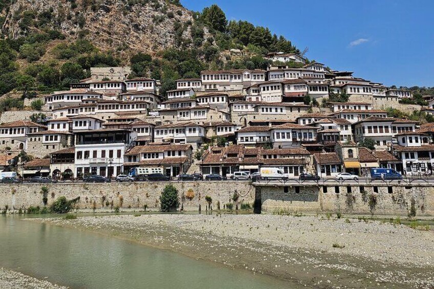 Private Osum Canyon and Bogove Waterfall Tour in Berat