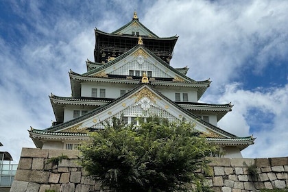 Osaka Explore Every Bit of Osaka Castle in 3 Hours