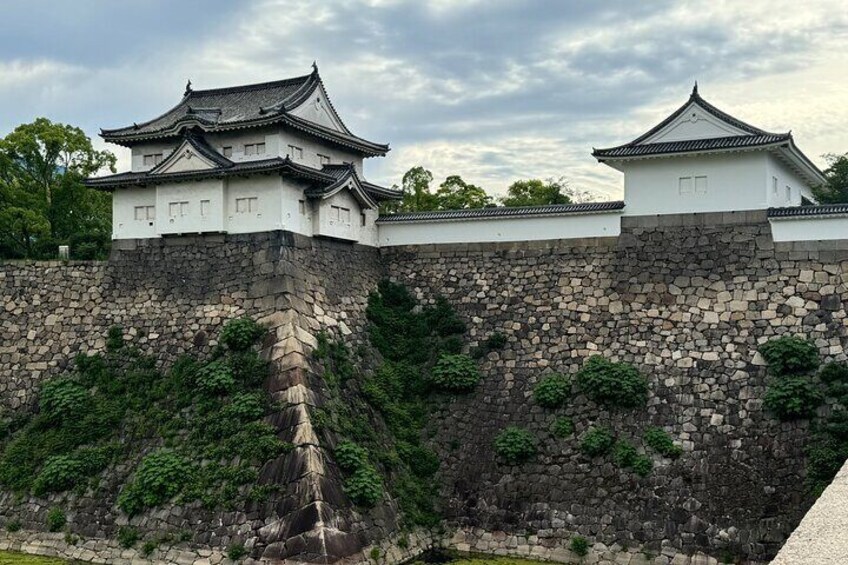 Osaka Explore Every Bit of Osaka Castle in 3 Hours
