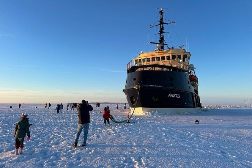 Icebreaker Arktis