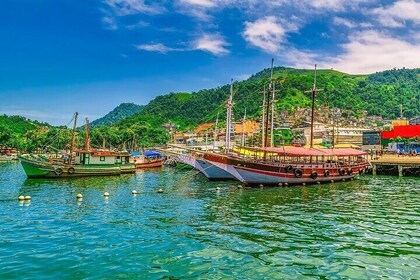 Guided Tour of Angra dos Reis and Ilha Grande with Lunch