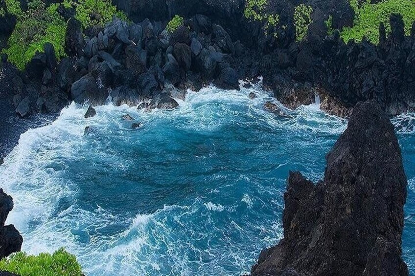 Private Road to Hana Rainforest & Waterfall Experience from Maui