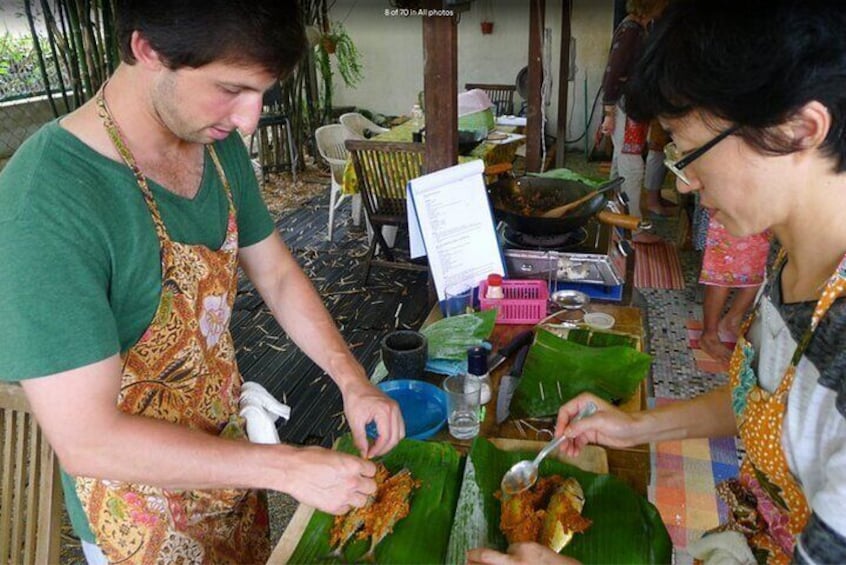  Market-2-Makan! 