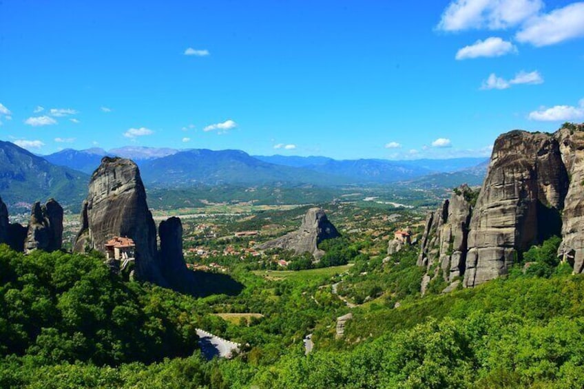 Monasteries of Meteora UNESCO Site Private Tour from Athens